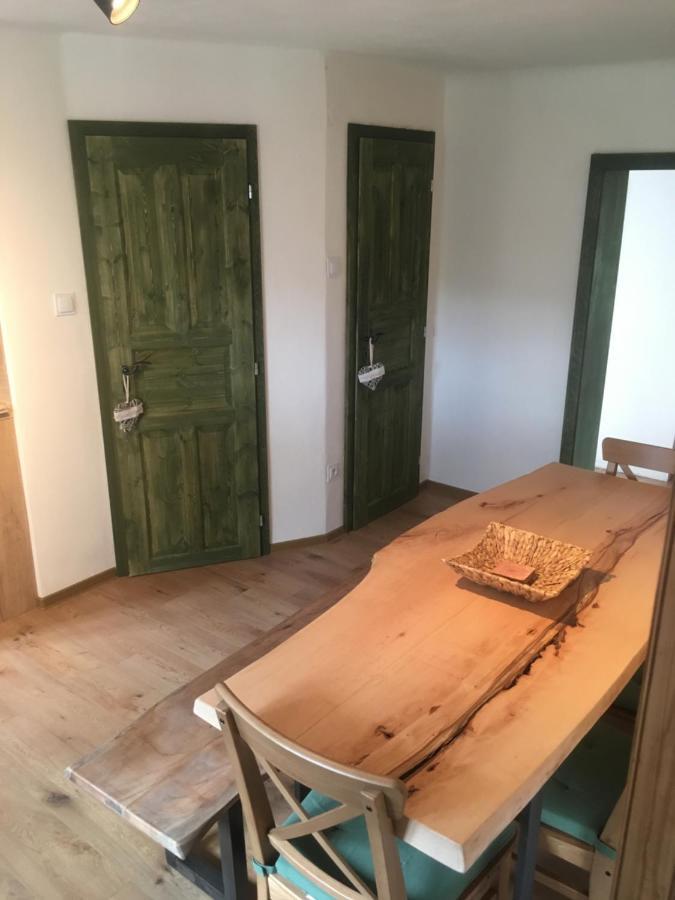 Apartmán U Kapličky Hluboká nad Vltavou Esterno foto
